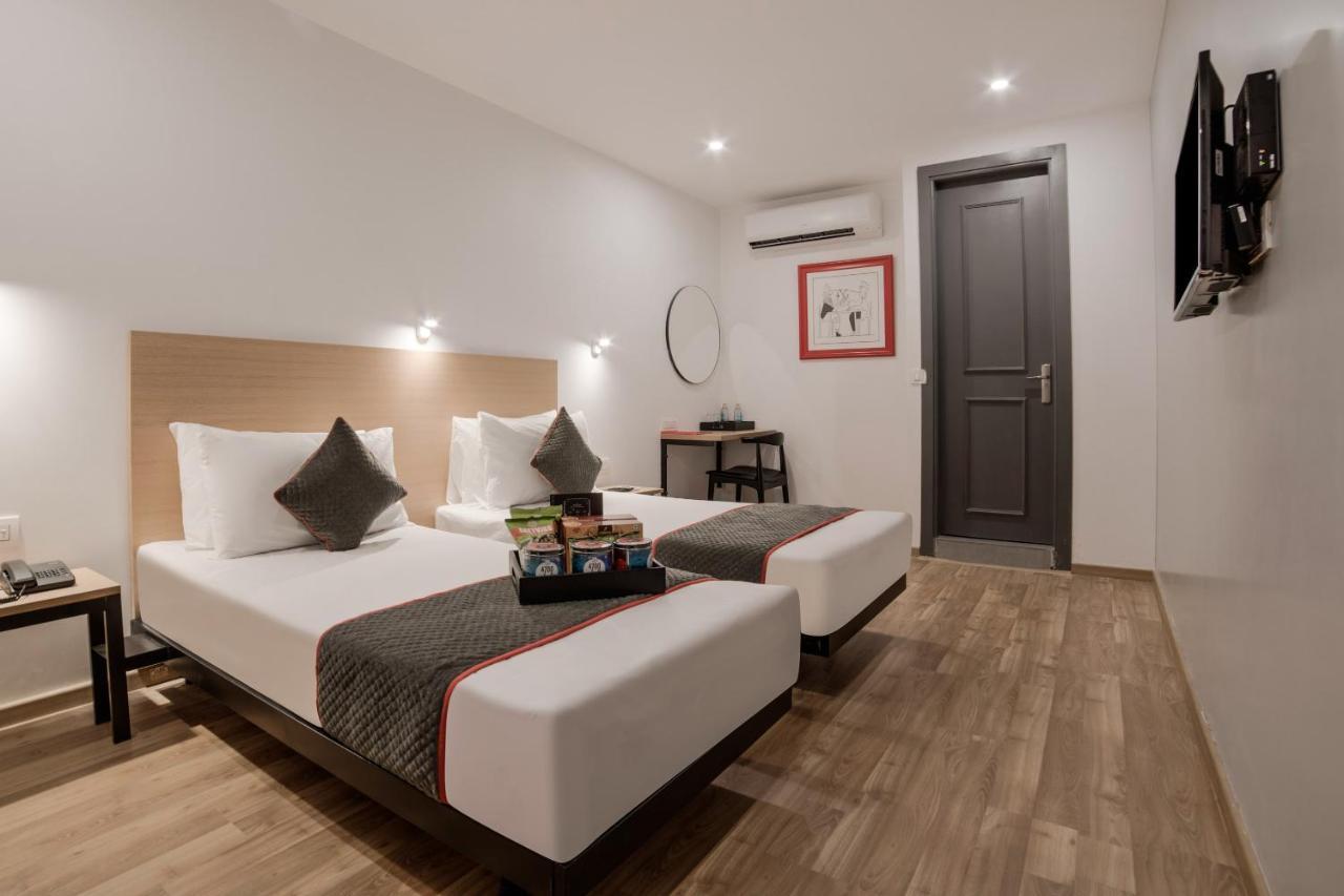 Oyo Townhouse 086 Pankha Road Hotel Nuova Delhi Esterno foto