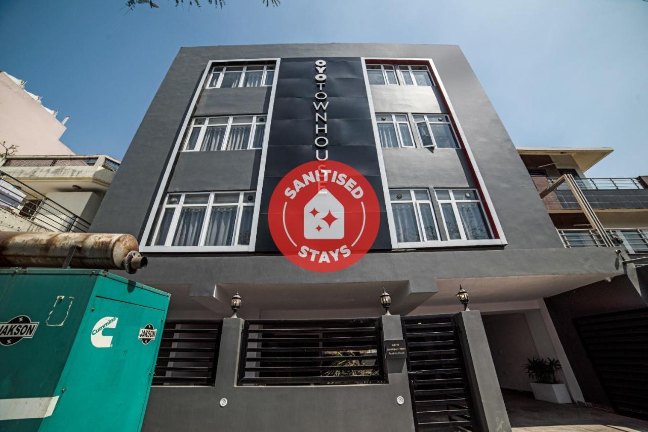 Oyo Townhouse 086 Pankha Road Hotel Nuova Delhi Esterno foto