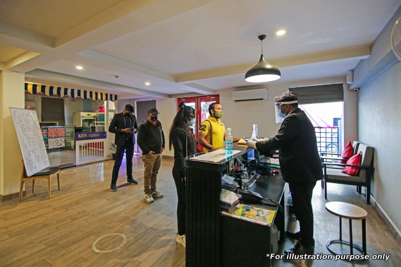 Oyo Townhouse 086 Pankha Road Hotel Nuova Delhi Esterno foto