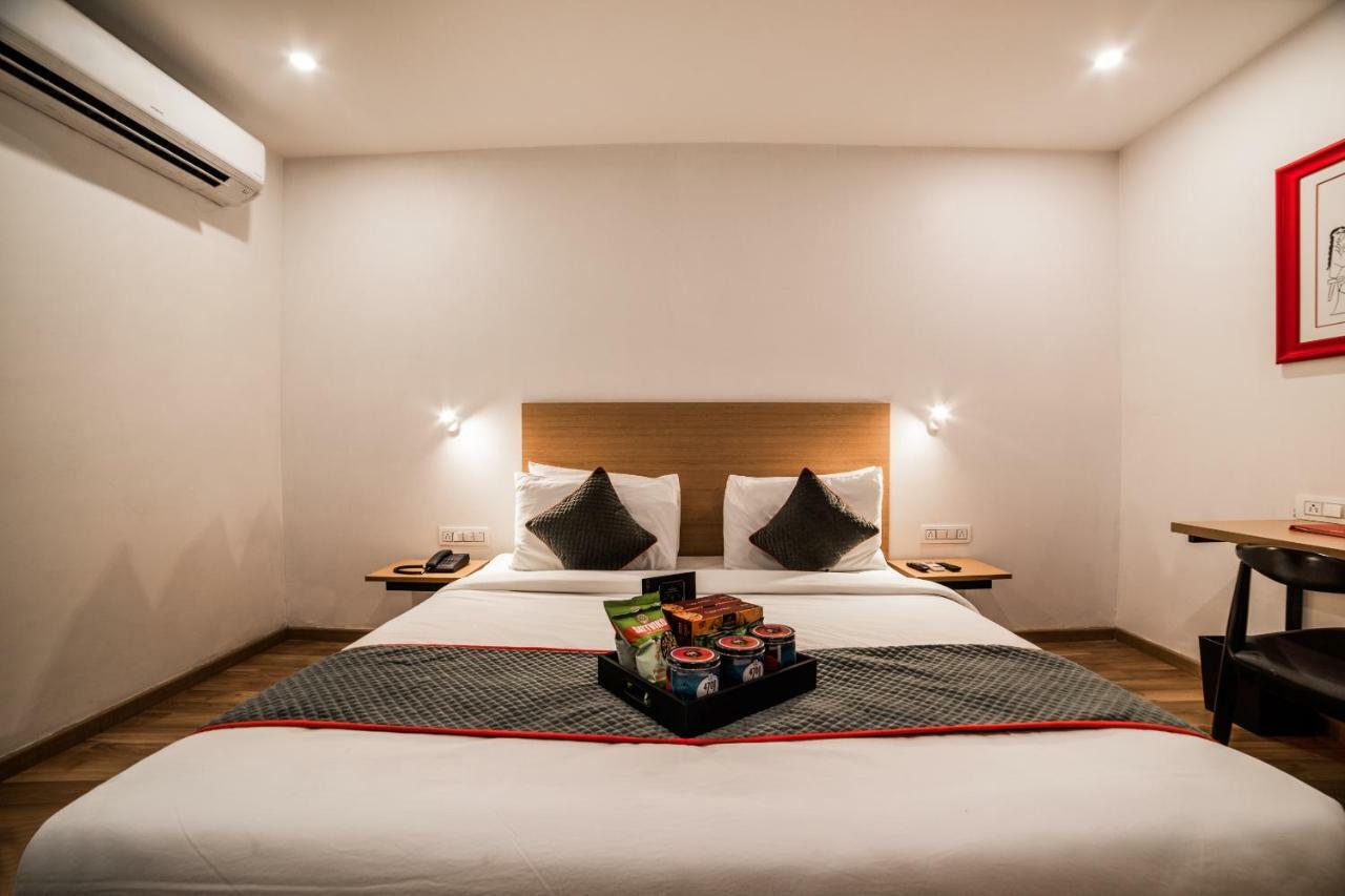 Oyo Townhouse 086 Pankha Road Hotel Nuova Delhi Esterno foto